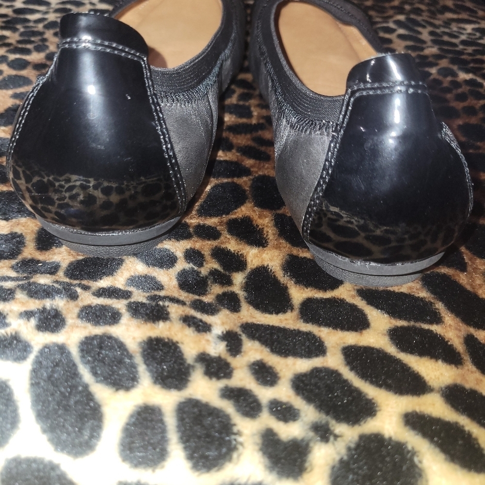 Josef Seibel Women's Black and Gray Shoes Size # 8 - Picture 6 of 10